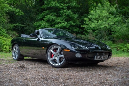 2003 Jaguar XKR Supercharged Convertible For Sale (picture 11 of 207)