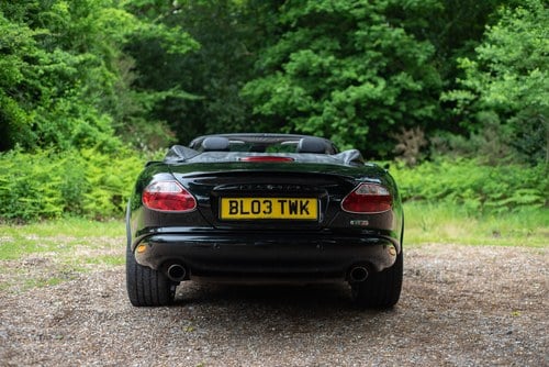 2003 Jaguar XKR Supercharged Convertible For Sale (picture 18 of 207)