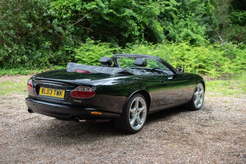 2003 Jaguar XKR Supercharged Convertible For Sale (picture 19 of 207)