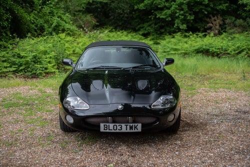 2003 Jaguar XKR Supercharged Convertible For Sale (picture 27 of 207)