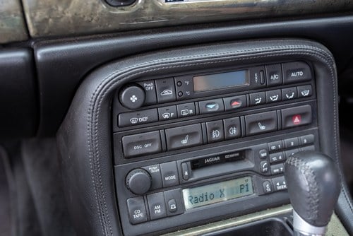 2003 Jaguar XKR Supercharged Convertible For Sale (picture 88 of 207)