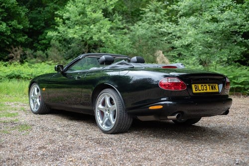 2003 Jaguar XKR Supercharged Convertible For Sale (picture 5 of 207)