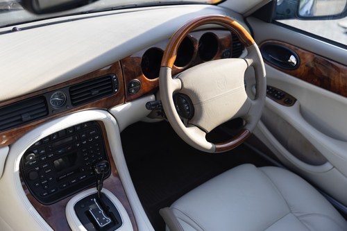 2000 Jaguar XJR V8 Auto In vendita (immagine 76 di 233)