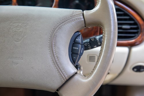 2000 Jaguar XKR For Sale (picture 70 of 158)