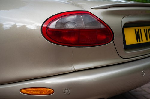 2000 Jaguar XKR In vendita (immagine 64 di 126)