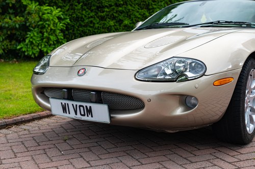 2000 Jaguar XKR In vendita (immagine 73 di 126)