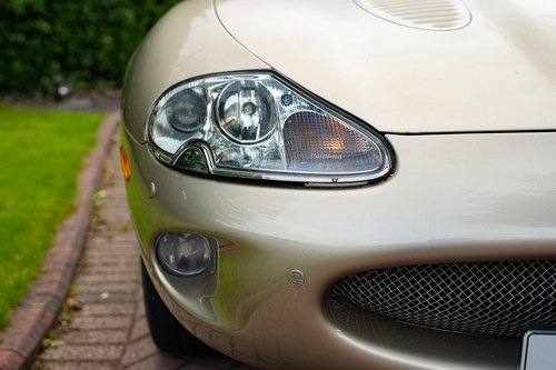2000 Jaguar XKR In vendita (immagine 76 di 126)