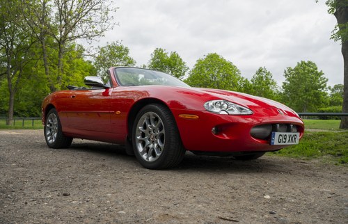 2000 Jaguar XKR à vendre (picture 16 of 151)
