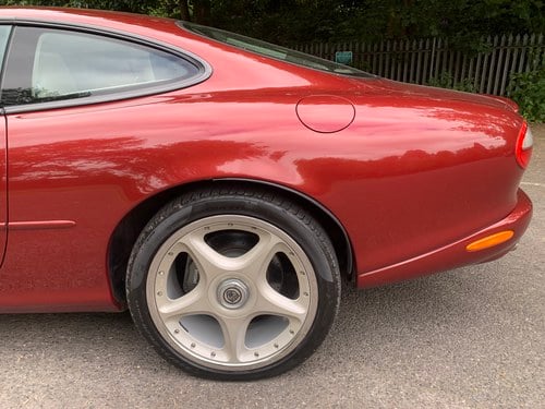 2000 Jaguar XKR à vendre (picture 61 of 89)
