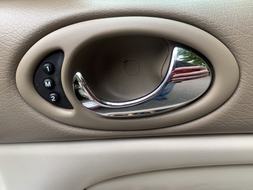 2000 Jaguar XKR à vendre (picture 23 of 89)