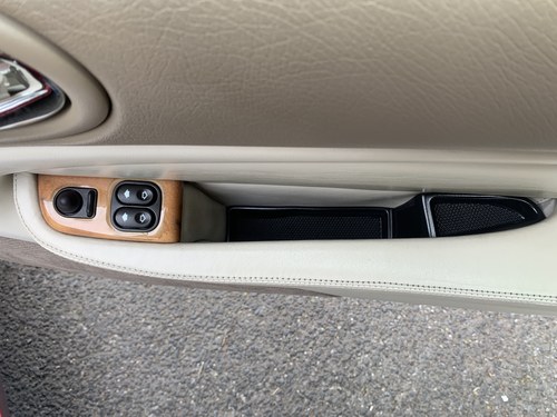 2000 Jaguar XKR à vendre (picture 22 of 89)