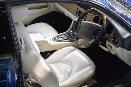 2003 Jaguar XKR For Sale (picture 24 of 127)