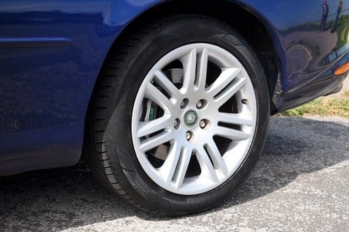 2003 Jaguar XKR For Sale (picture 22 of 127)