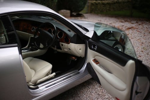 2004 Jaguar XKR Supercharged Te koop (foto 16 van 103)