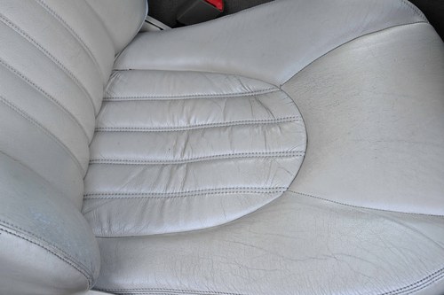 NO RESERVE - 1997 Jaguar XK8 Coupé Te koop (foto 39 van 250)