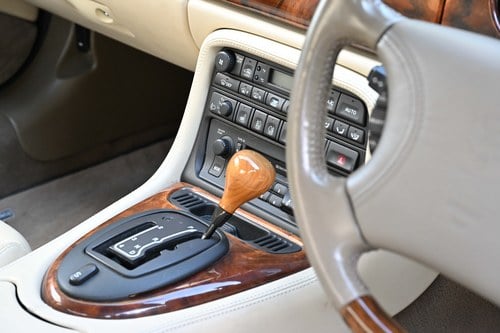 NO RESERVE - 1997 Jaguar XK8 Coupé Te koop (foto 98 van 250)