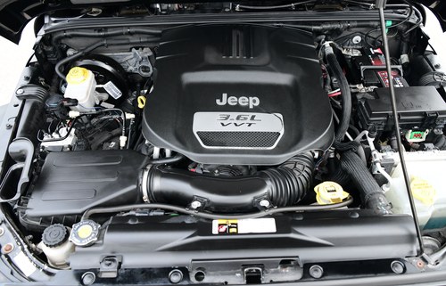 2012 Jeep Wrangler Sport Unlimited 3.6 VVT For Sale (picture 66 of 74)