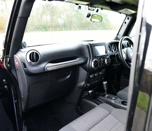 2012 Jeep Wrangler Sport Unlimited 3.6 VVT For Sale (picture 23 of 74)