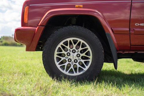 1999 Jeep Cherokee 4.0 Ltd XJ à vendre (picture 21 of 134)