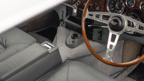 1965 Jensen CV8 Mk 3 à vendre (picture 20 of 185)