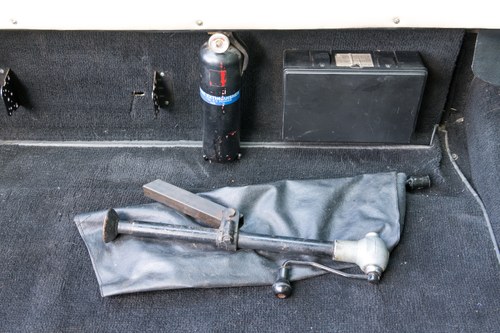 1973 Jensen Interceptor Mark III Te koop (foto 106 van 250)