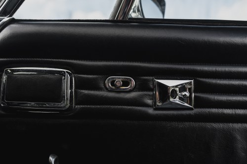 NO RESERVE - 1970 Jensen Interceptor MKII For Sale (picture 40 of 213)