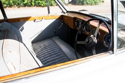 1954 Jensen Interceptor à venda (imagem 5 de 34)