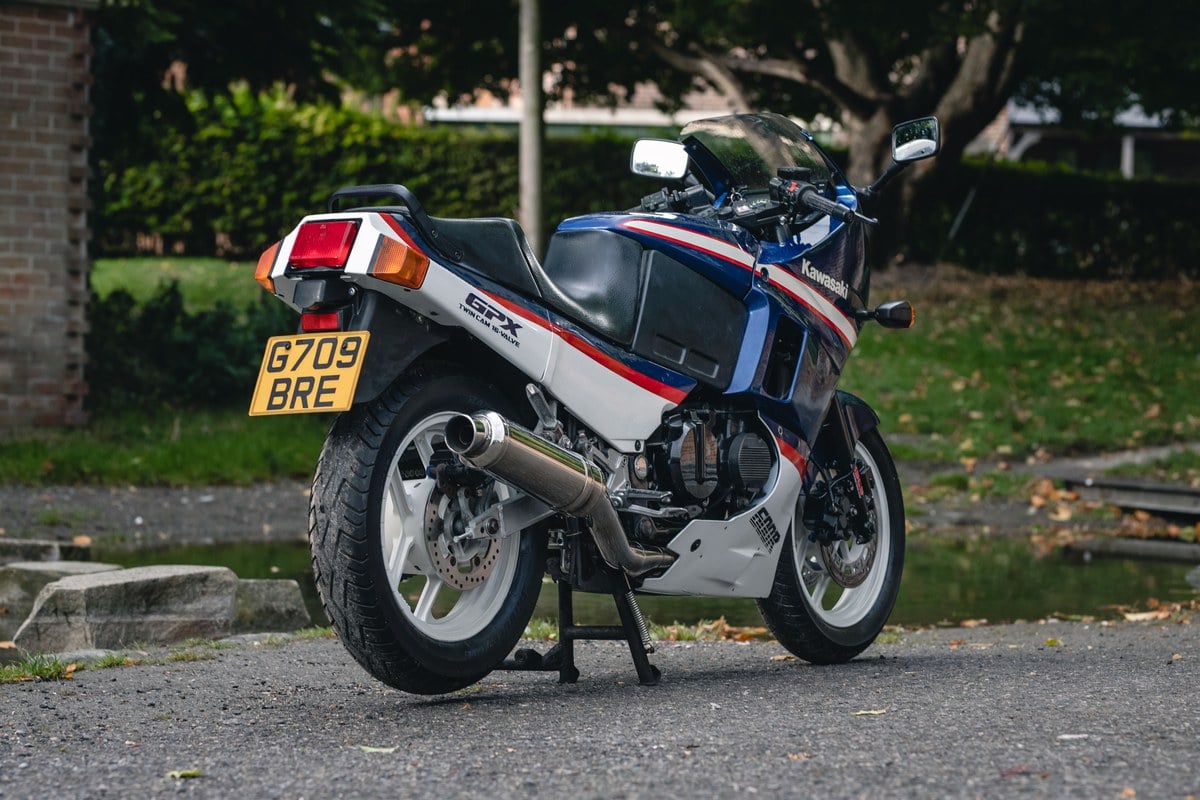 1990 Kawasaki GPX 600R Till salu via auktion