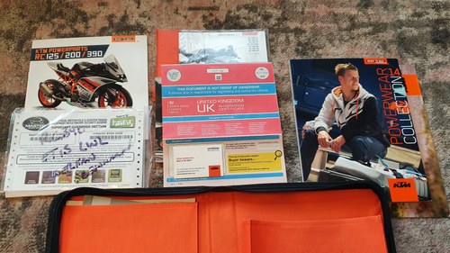 2015 KTM RC390 Te koop (foto 56 van 56)