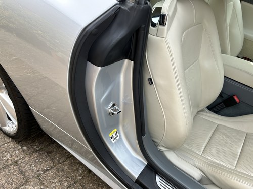 2011 Jaguar XK Portfolio 5.0L Coupe In vendita (immagine 54 di 318)