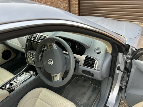 2011 Jaguar XK Portfolio 5.0L Coupe In vendita (immagine 56 di 318)