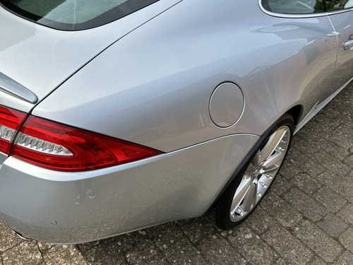 2011 Jaguar XK Portfolio 5.0L Coupe In vendita (immagine 196 di 318)