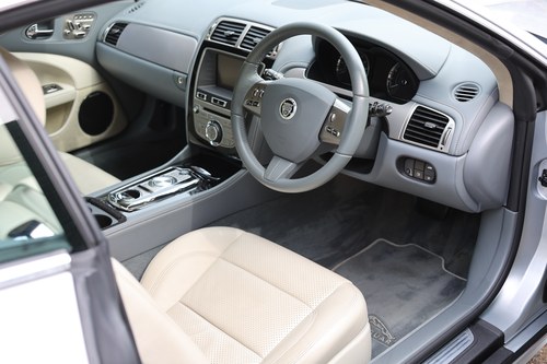 2011 Jaguar XK Portfolio 5.0L Coupe In vendita (immagine 47 di 318)