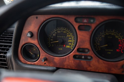 1986 Lancia Thema 8.32 Te koop (foto 23 van 229)