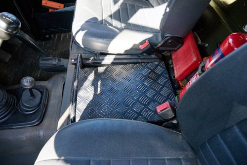 1999 Land Rover Defender 90 Remus Wolf Winter Water till salu (bild 70 av 148)