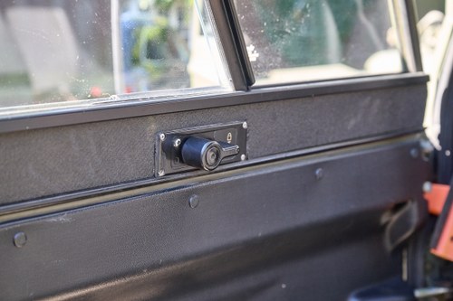 1999 Land Rover Defender 90 Remus Wolf Winter Water till salu (bild 38 av 148)