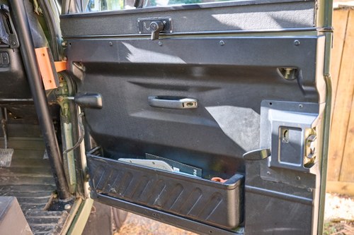 1999 Land Rover Defender 90 Remus Wolf Winter Water till salu (bild 35 av 148)