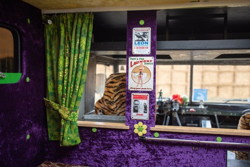 1977 Land Rover 101 Forward Control Ambulance Camper Conversion zum Verkauf (Bild 137 von 239)