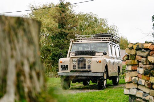 1969 Land Rover Series IIA 109” LHD à venda (imagem 5 de 186)