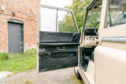 1969 Land Rover Series IIA 109” LHD à venda (imagem 35 de 186)