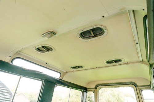 1969 Land Rover Series IIA 109” LHD à venda (imagem 34 de 186)