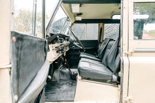 1969 Land Rover Series IIA 109” LHD à venda (imagem 28 de 186)