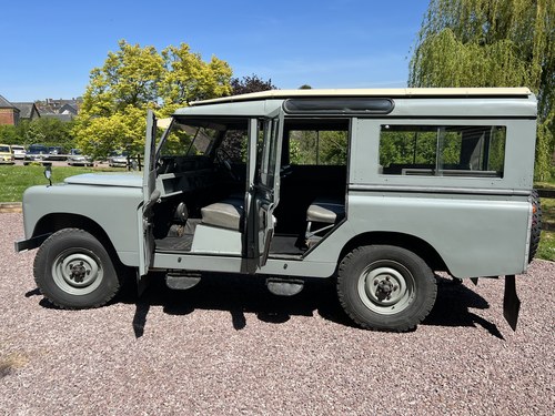 1959 Land Rover Series II 109" zum Verkauf (Bild 10 von 123)