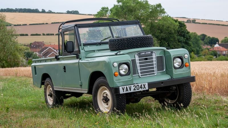 1982 Land Rover Series III 109 pick-up LWB For Sale (picture 1 of 160)