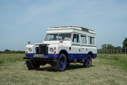 1973 Land Rover Series III 109 Station Wagon In vendita (immagine 1 di 200)