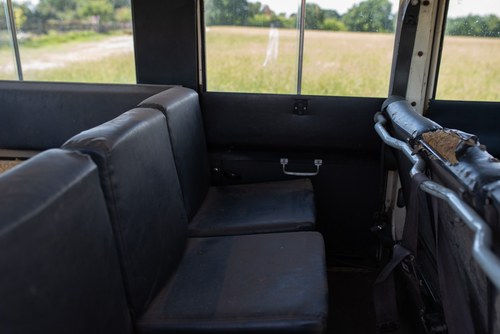 1973 Land Rover Series III 109 Station Wagon In vendita (immagine 48 di 200)