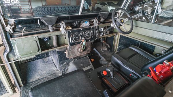 1969 Land Rover 2a (3.9 V8 auto custom) For Sale (picture :index of 39)