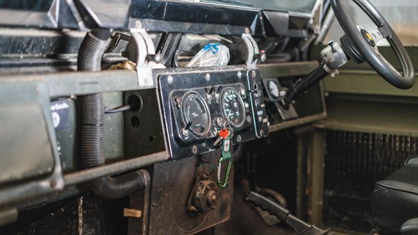 1969 Land Rover 2a (3.9 V8 auto custom) For Sale (picture :index of 22)
