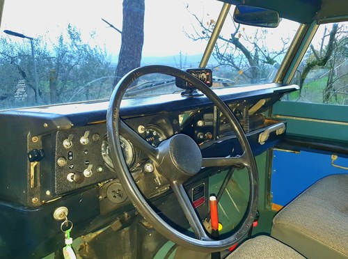 1984 Land Rover Series III 88” For Sale (picture 36 of 119)