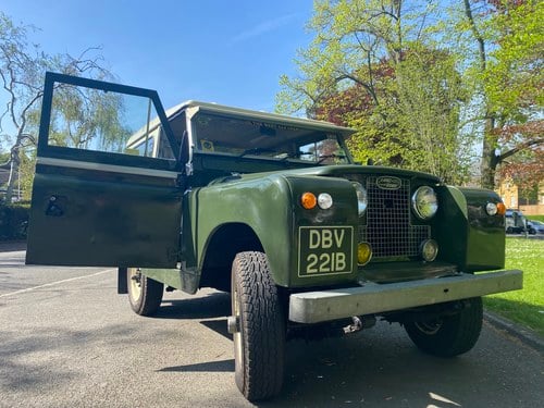 1964 Land Rover Series IIA 88” For Sale (picture 1 of 45)
